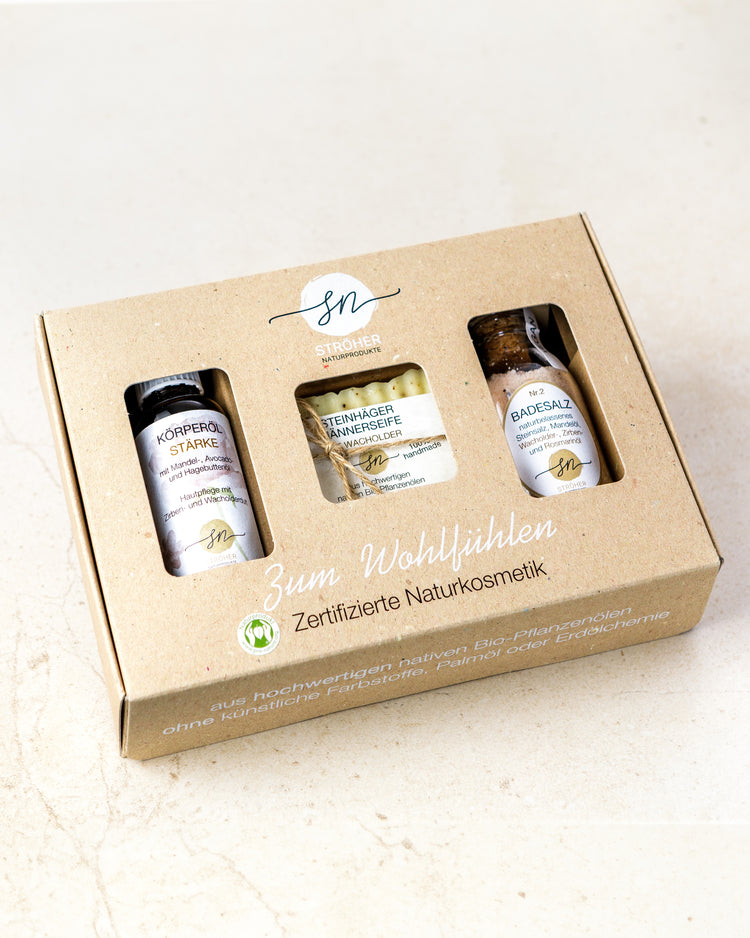 In diesem Geschenkeset sind das Badesalz Nr. 2 mit herben Duft, das Körperöl Stärke und die Steinhäger Männerseife in einem festen Karton verpackt. ohne Deko