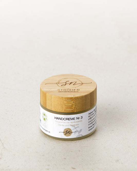 Natürliche Handcreme Nr. 3 – Sheasahne mit Aprikosenöl, Vanille und Rosmarin in wiederverwendbarem Glasgefäß ohne Deko- Zutaten im Text beschrieben
