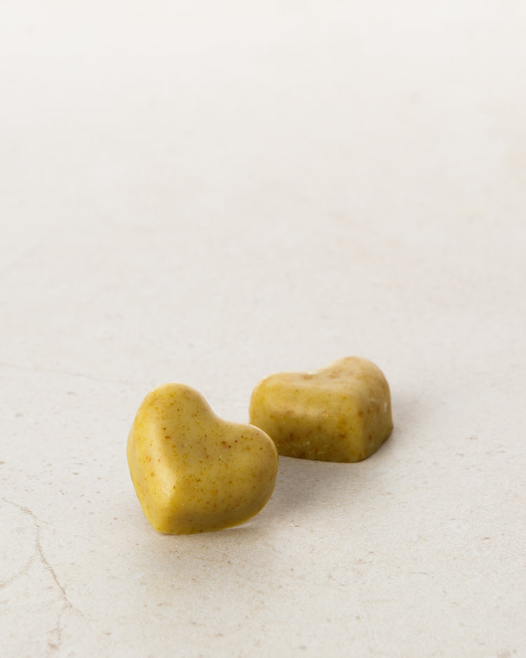 2 gelbe Herzchenseife ohne Deko